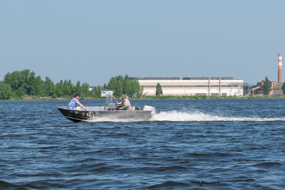 Алюминиевая лодка Виза Алюмакс 415 в Екатеринбурге