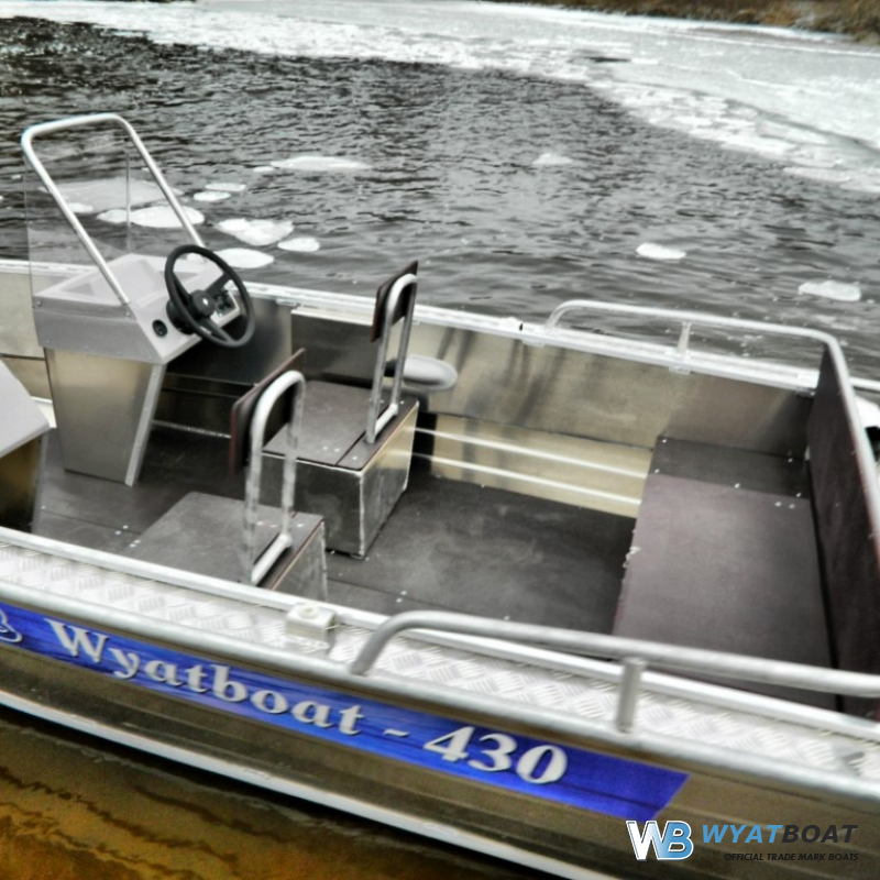 Алюминиевый катер Wyatboat - 430 DC в Екатеринбурге
