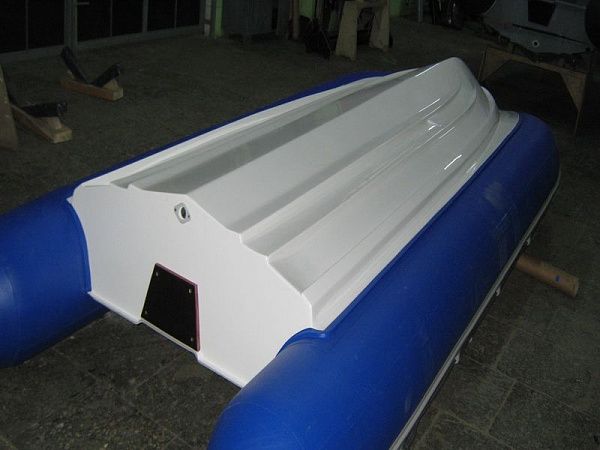 Лодка надувная RIB Skyboat SB 400 R