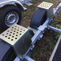 Подножка на крыло для лодочного прицепа V2 Практик