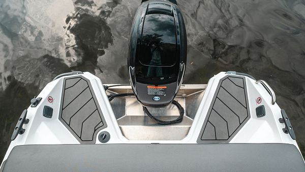 Комбинированная лодка Victory 470