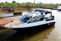 Катер Phoenix 530 HT