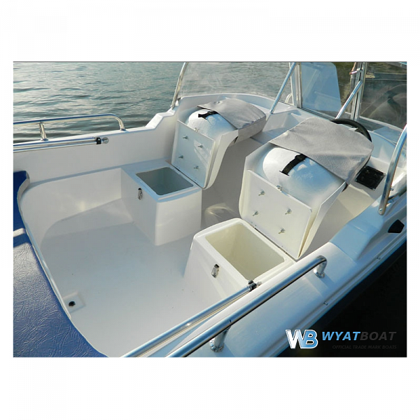 Стеклопластиковый катер Wyatboat - 430 M (тримаран)