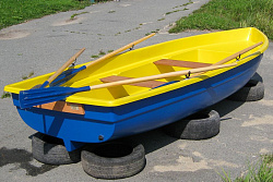 Пластиковая лодка Тортилла - 5 с рундуками