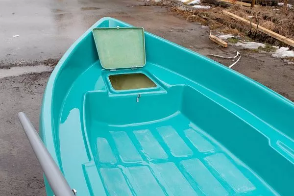 Пластиковая лодка Тортилла - 3 с рундуками